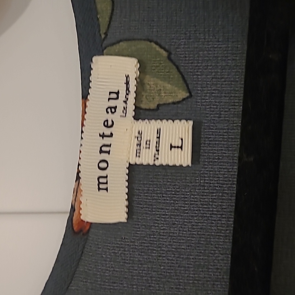 Dress - Picture 2 of 4